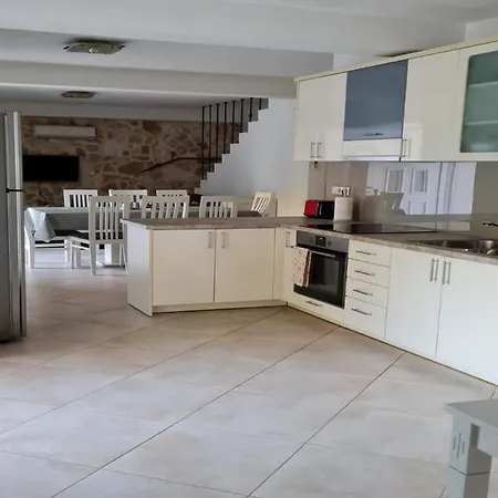 Mico Drvenik (Split-Dalmatia)