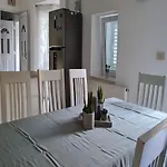Mico 度假居